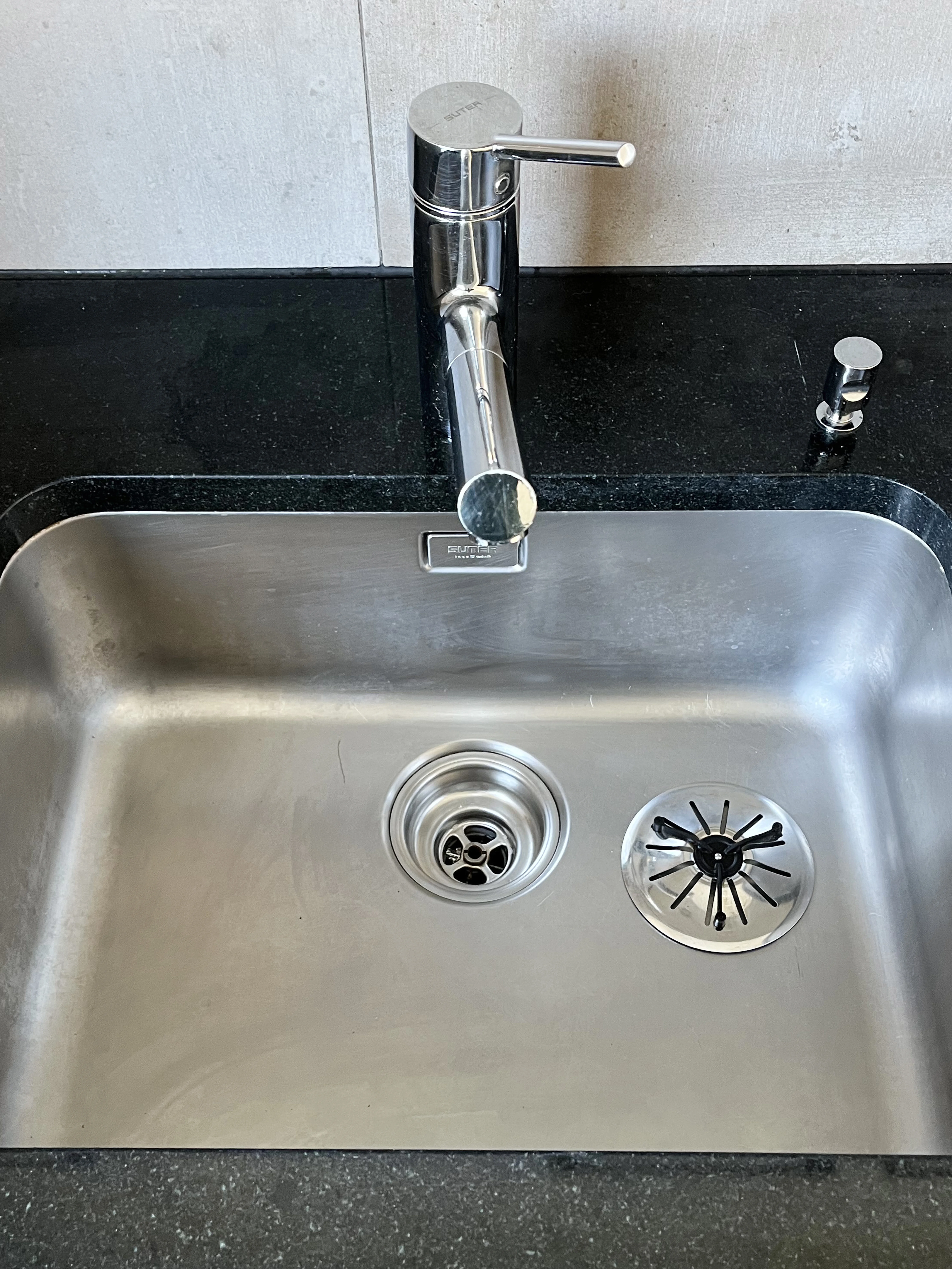 Robinet de douche propre et sans calcaire